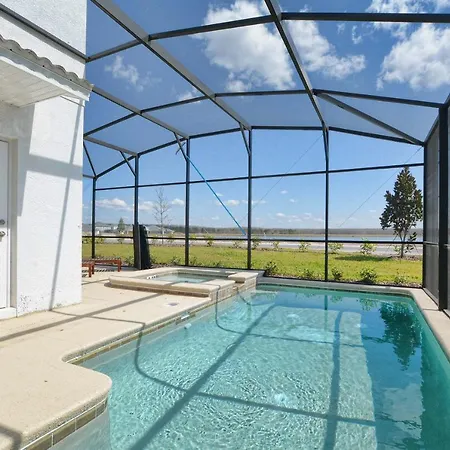 Storey Lake-5 Bedrooms Home W/Pool-1650St